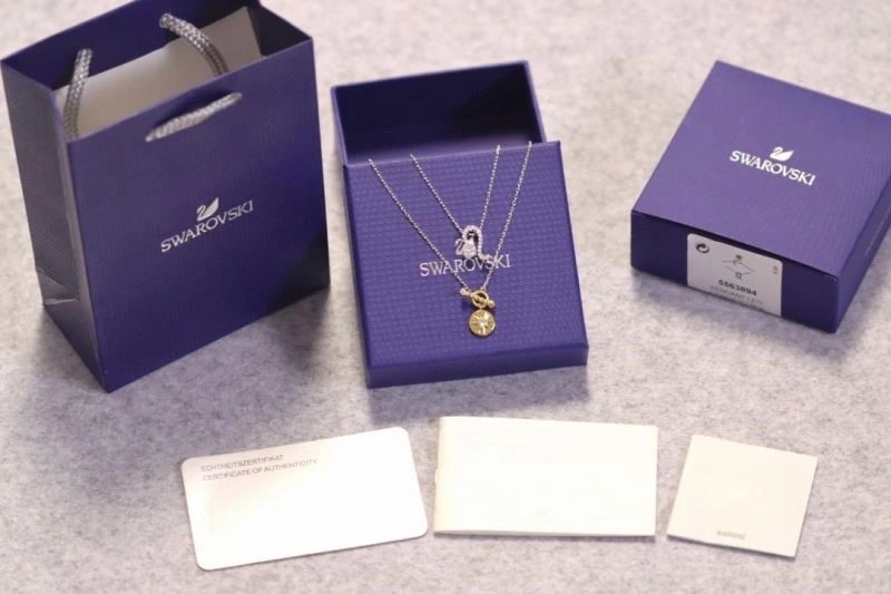 Unisex Swarovski Necklaces 251852