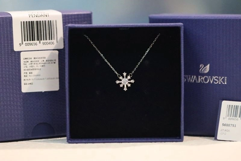 Swarovski Necklaces Snug 251863