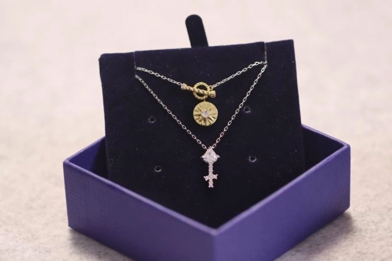 Sporty Swarovski Necklaces 251861