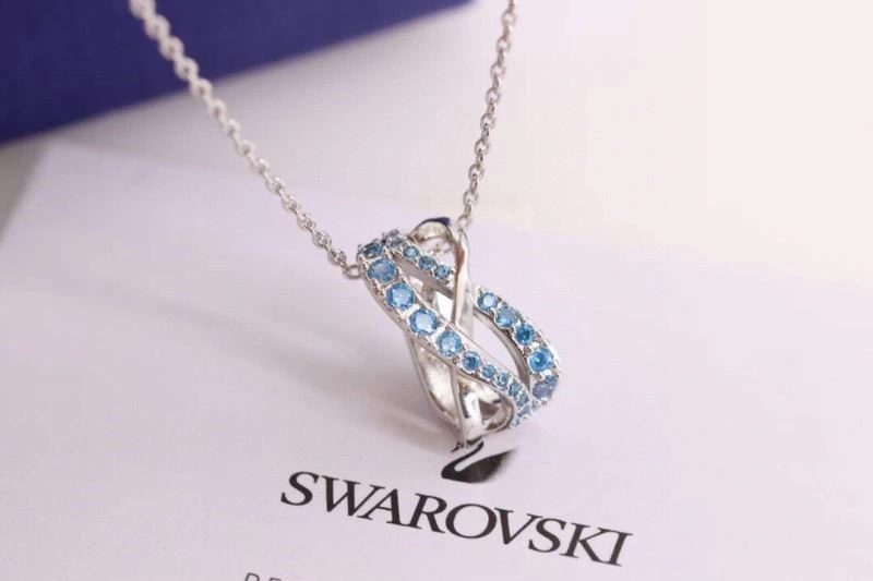 EyeCatching Swarovski Necklaces 251874