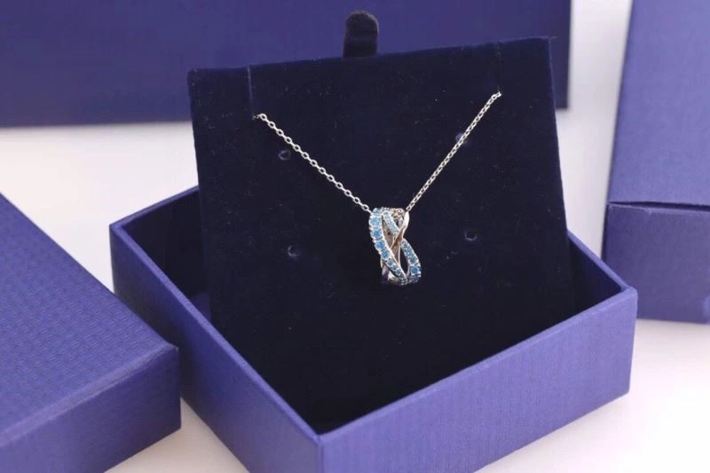 EyeCatching Swarovski Necklaces 251874