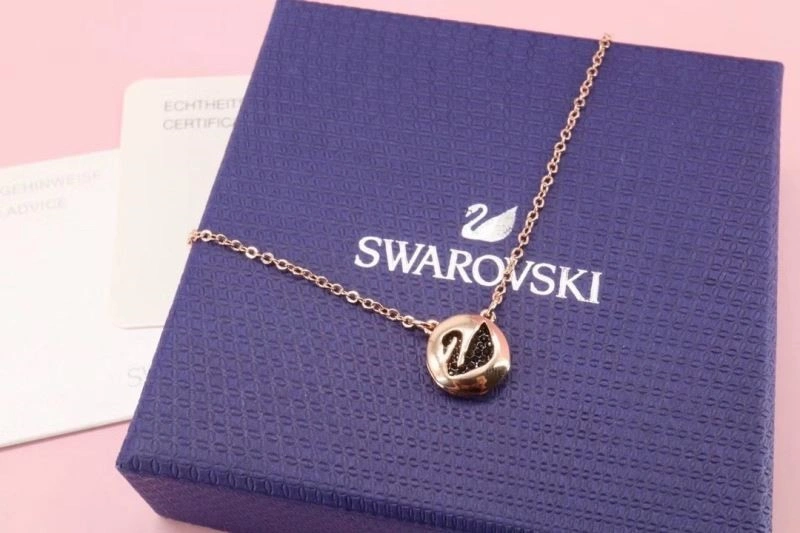 Contemporary Swarovski Necklaces 251850