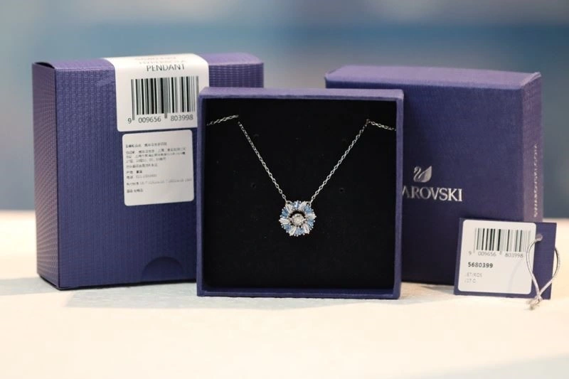 SportInspired Swarovski Necklaces 251845