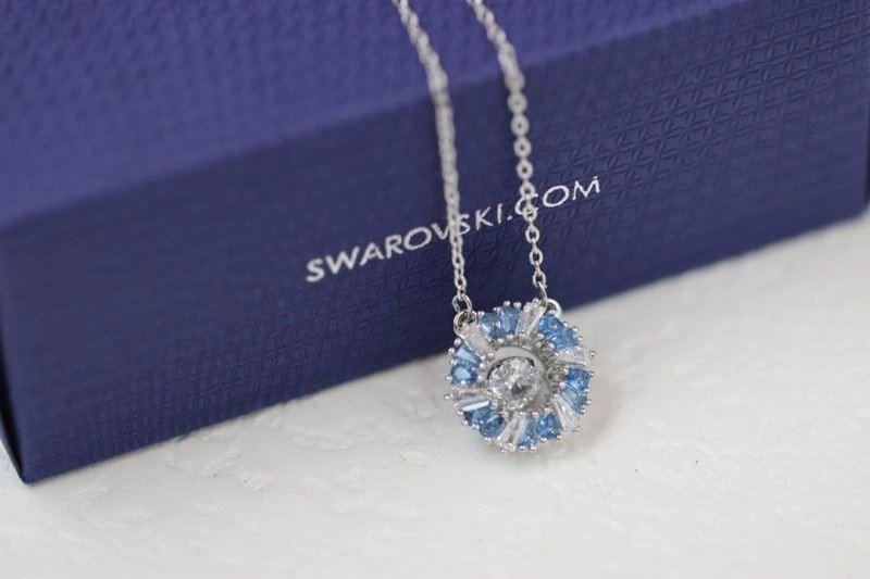 SportInspired Swarovski Necklaces 251845