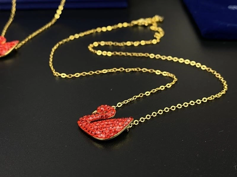 Thermal Swarovski Necklaces 251839