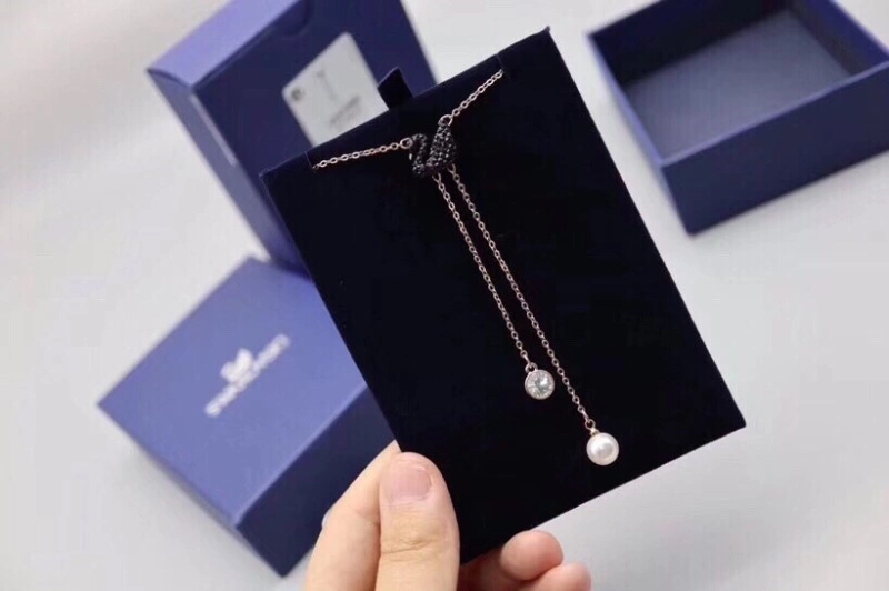Trendsetting Swarovski Necklaces 251825