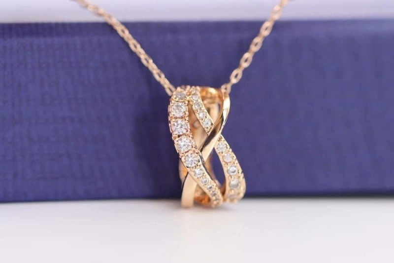 Snug Swarovski Necklaces 251826