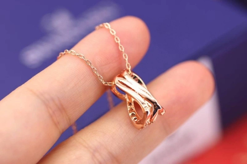 Snug Swarovski Necklaces 251826