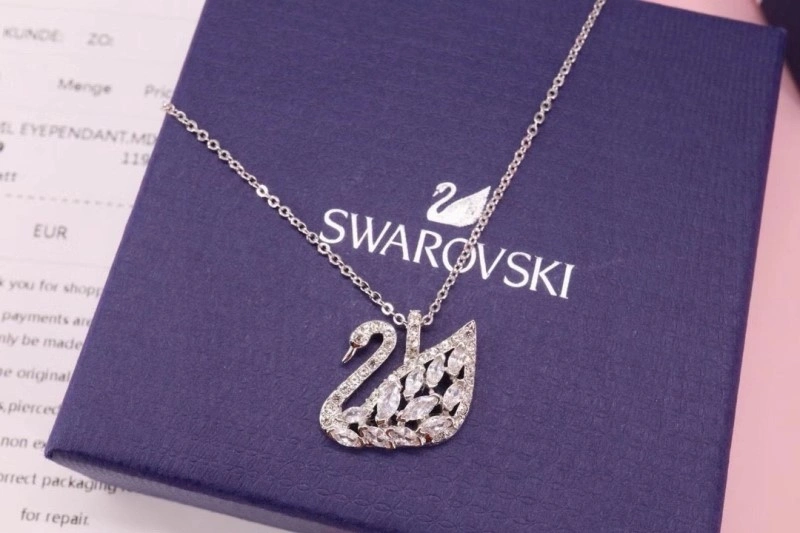 Swarovski Necklaces EyeCatching 251811
