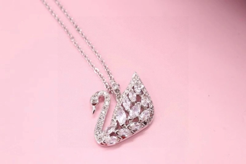 Swarovski Necklaces EyeCatching 251811