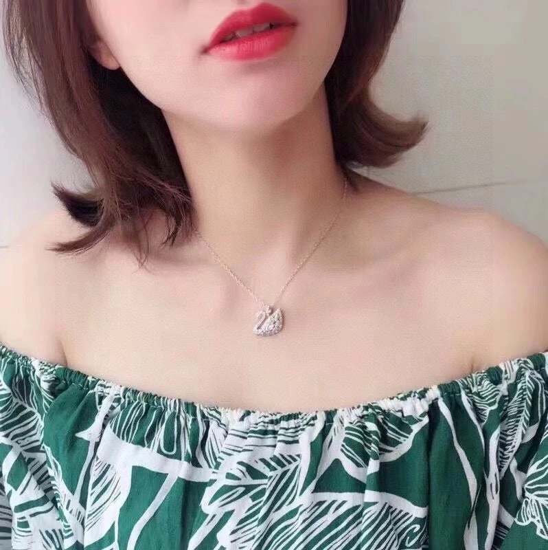 Swarovski Necklaces EyeCatching 251811