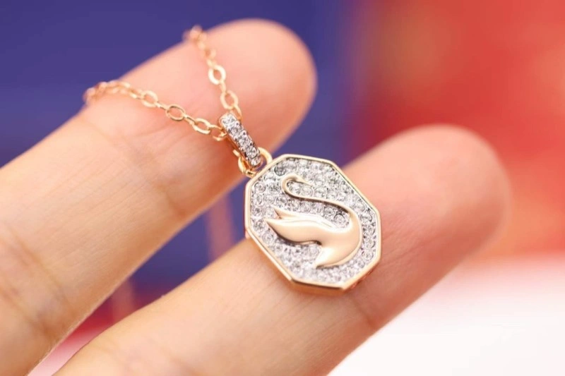 Functional Swarovski Necklaces 251816