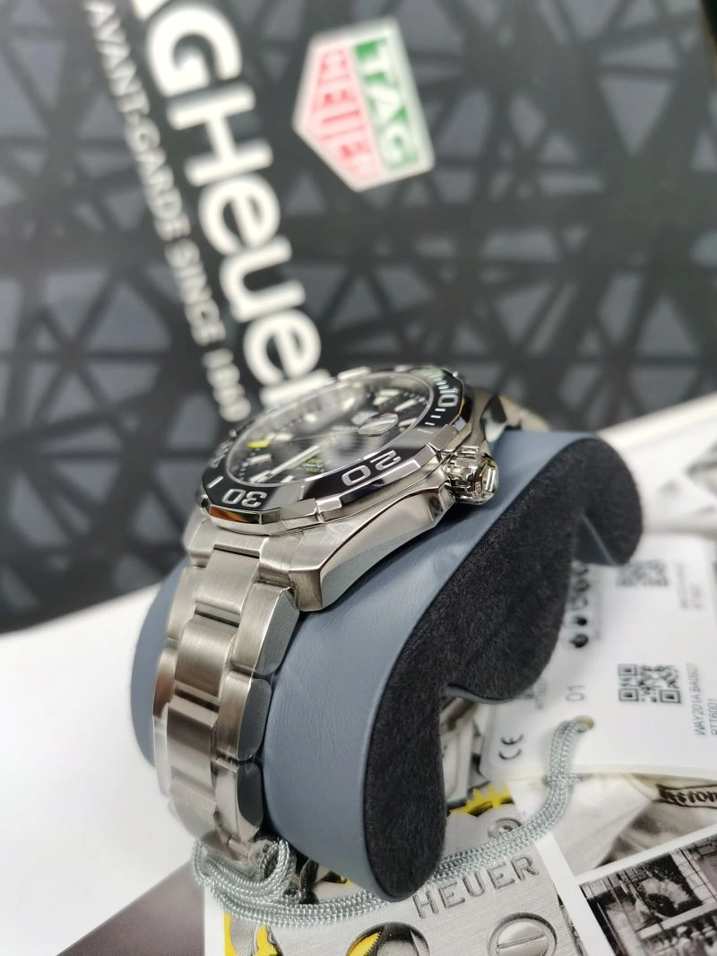 Comfortable TAG HEUER Watches 203253