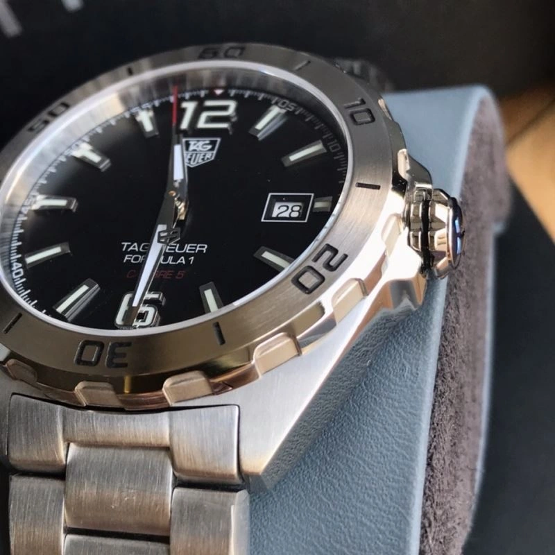 ZipUp TAG HEUER Watches 203144
