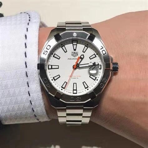 TAG HEUER Watches Contemporary 203058