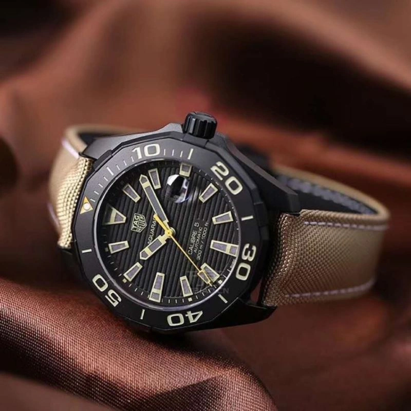 TAG HEUER Watches WrinkleFree 203032