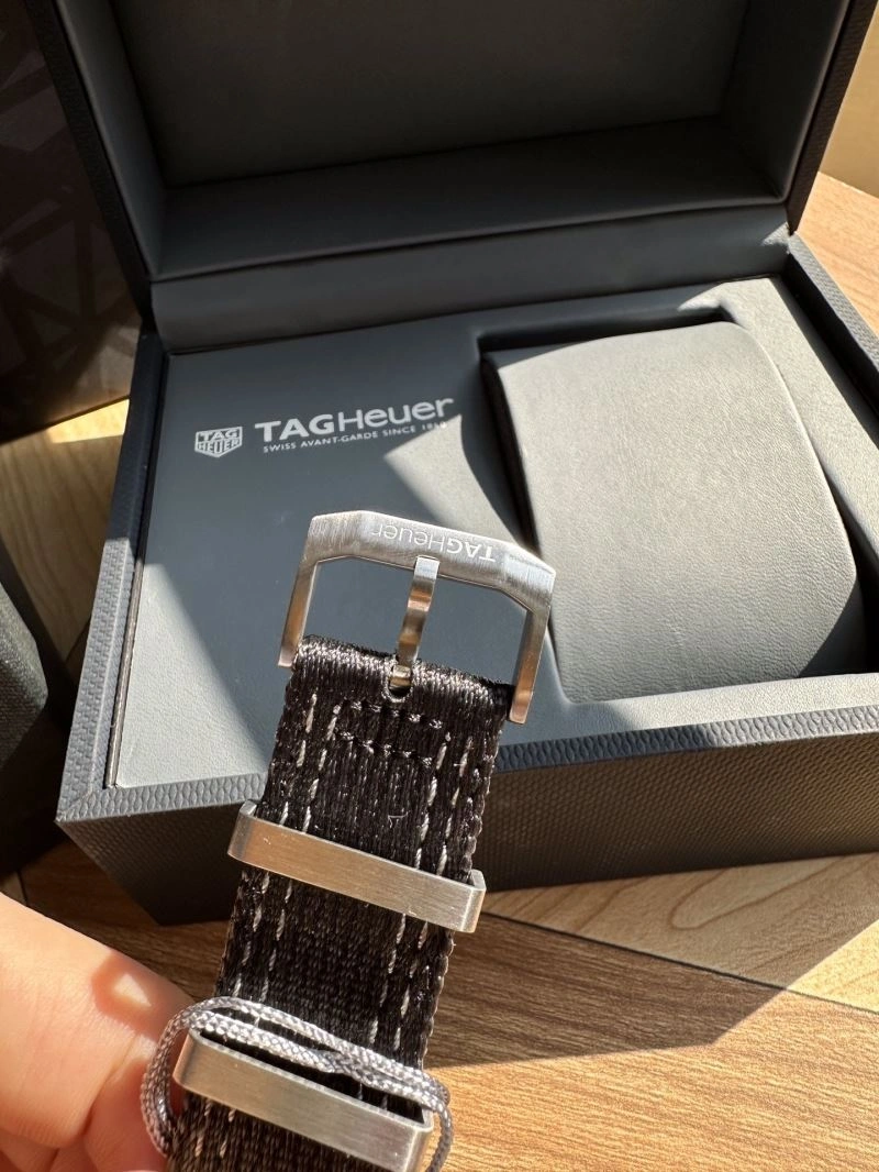 Lightweight TAG HEUER Watches 203001