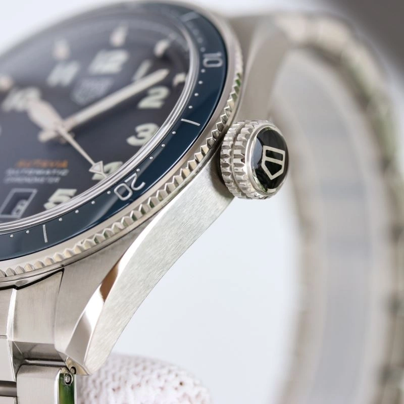 Functional TAG HEUER Watches 203317