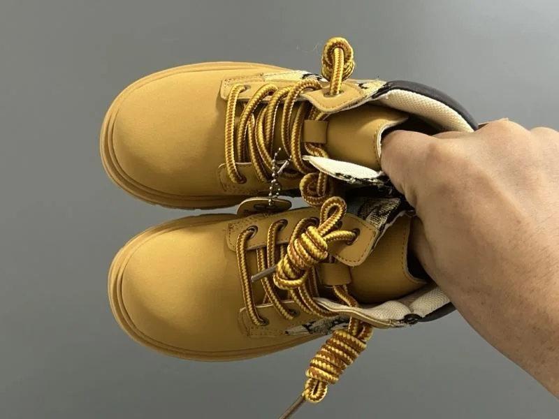 Snug TIMBERLAND SHOES 29995
