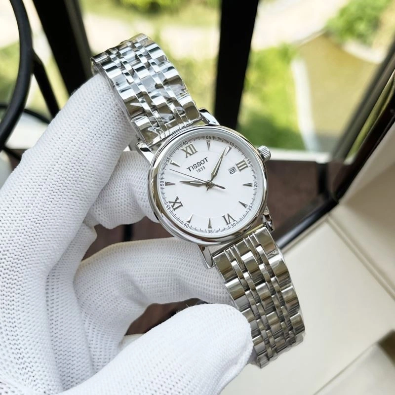 Versatile TISSOT Watches 204083