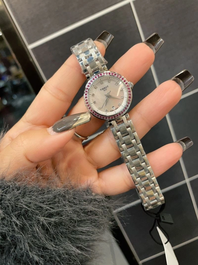 TISSOT Watches Attractive 203960