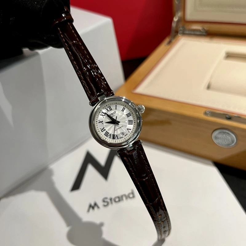 Seasonal TISSOT Watches 203727