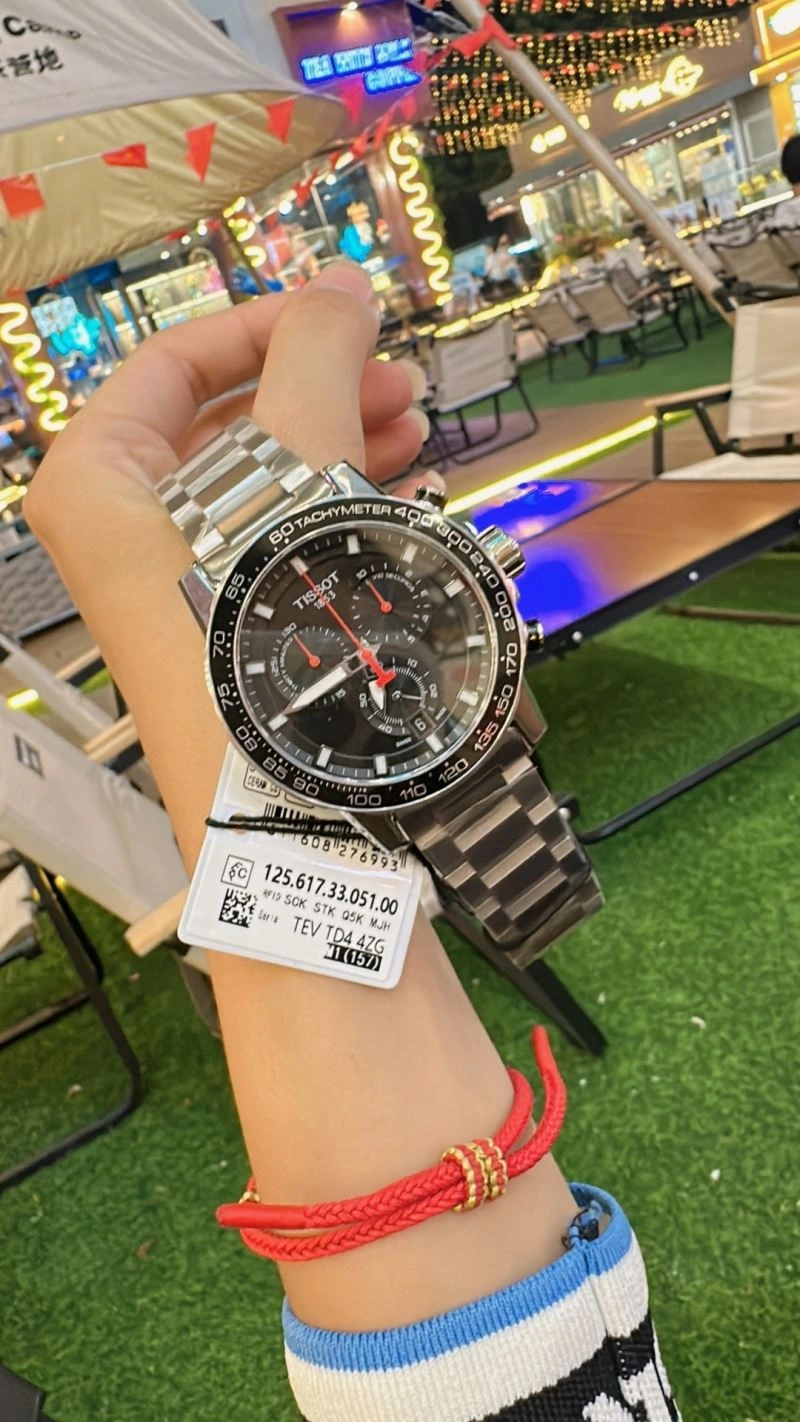 Vibrant TISSOT Watches 203540