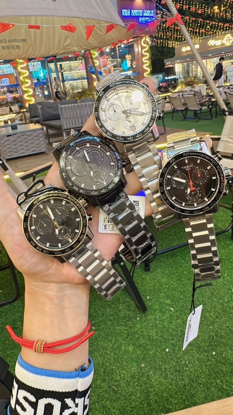 Vibrant TISSOT Watches 203540
