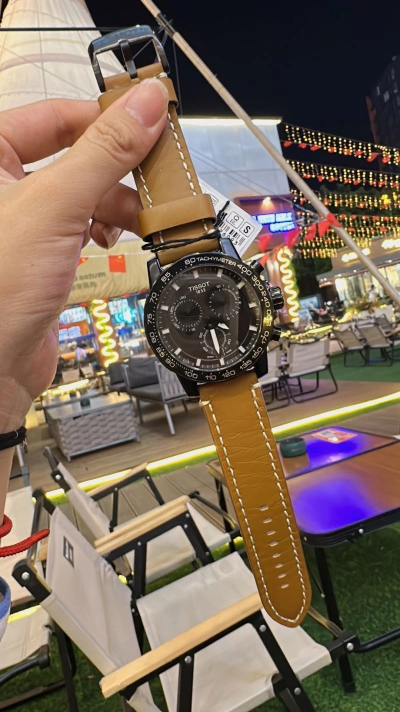 Contemporary TISSOT Watches 203538
