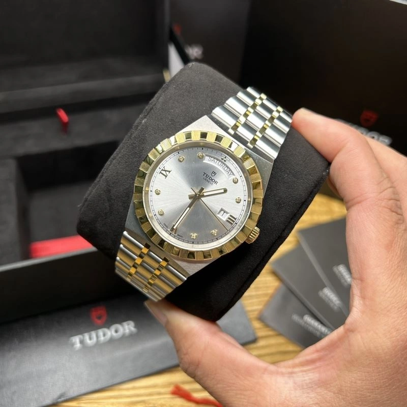 TUDOR Watches Timeless 204197