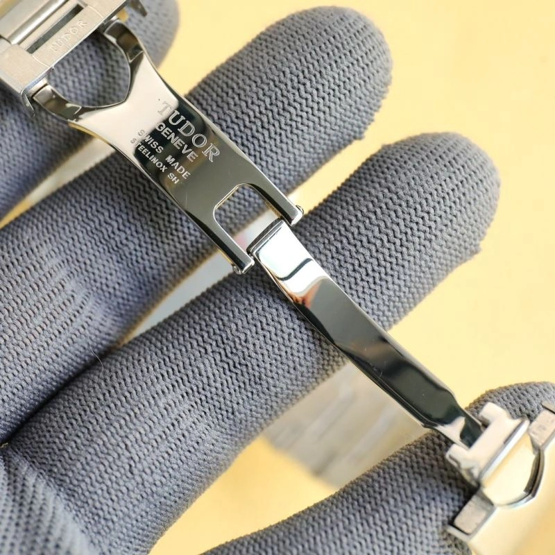 Tailored TUDOR Watches 204172