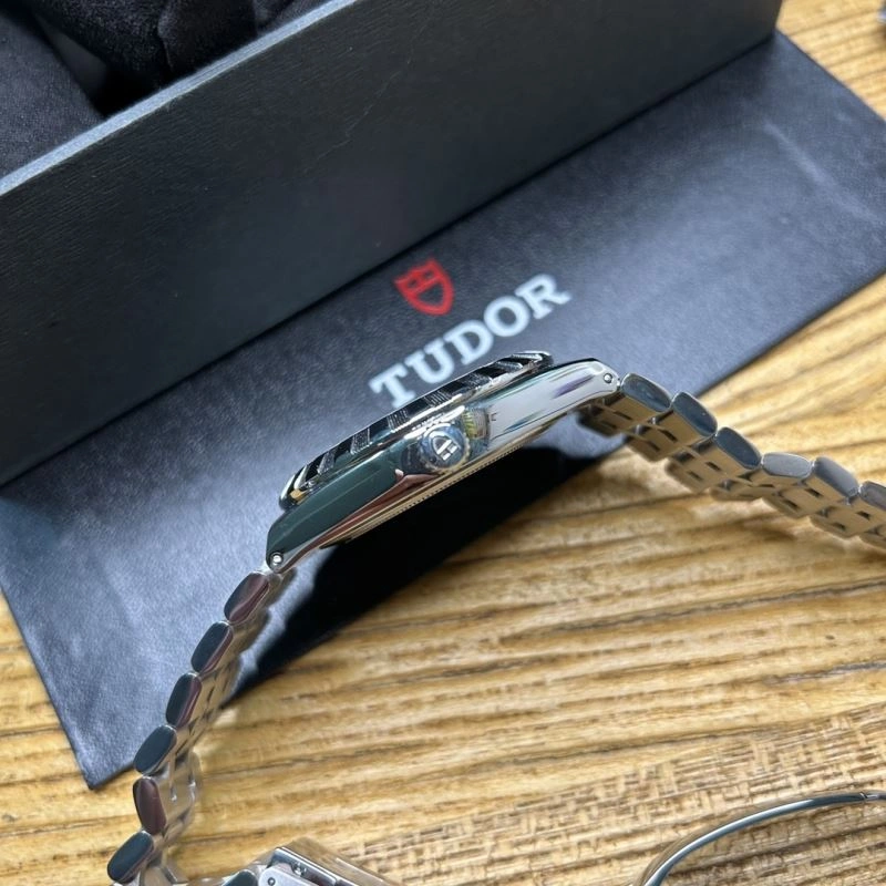 TUDOR Watches OdorResistant 204109