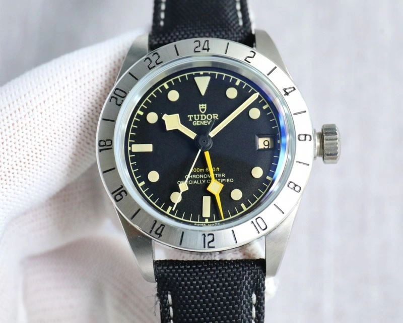 TUDOR Watches Trendsetting 204098