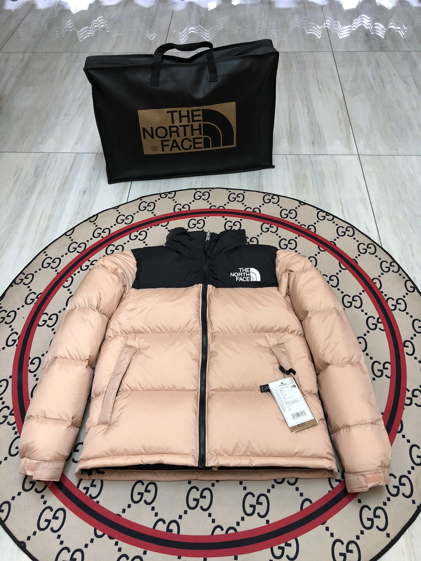 Seasonal The North Face Down Jackets 173217