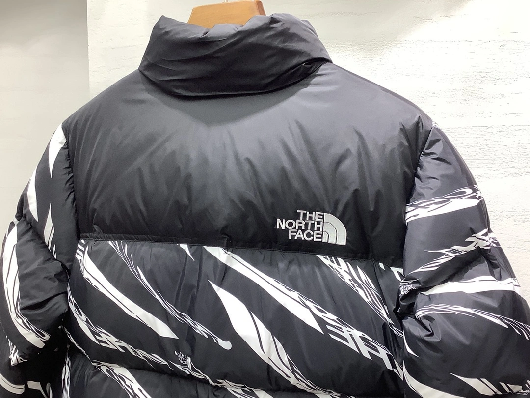 Vibrant The North Face Down Jackets 173185