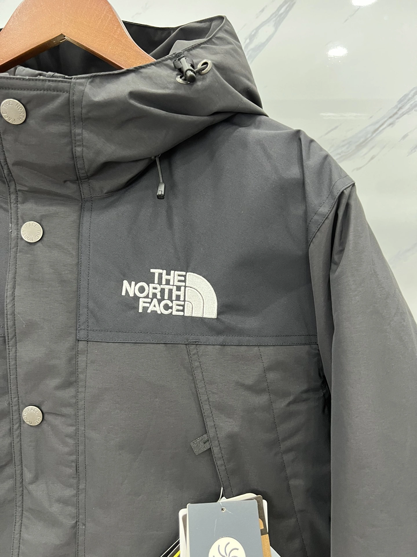 Seasonal The North Face Down Jackets 172993