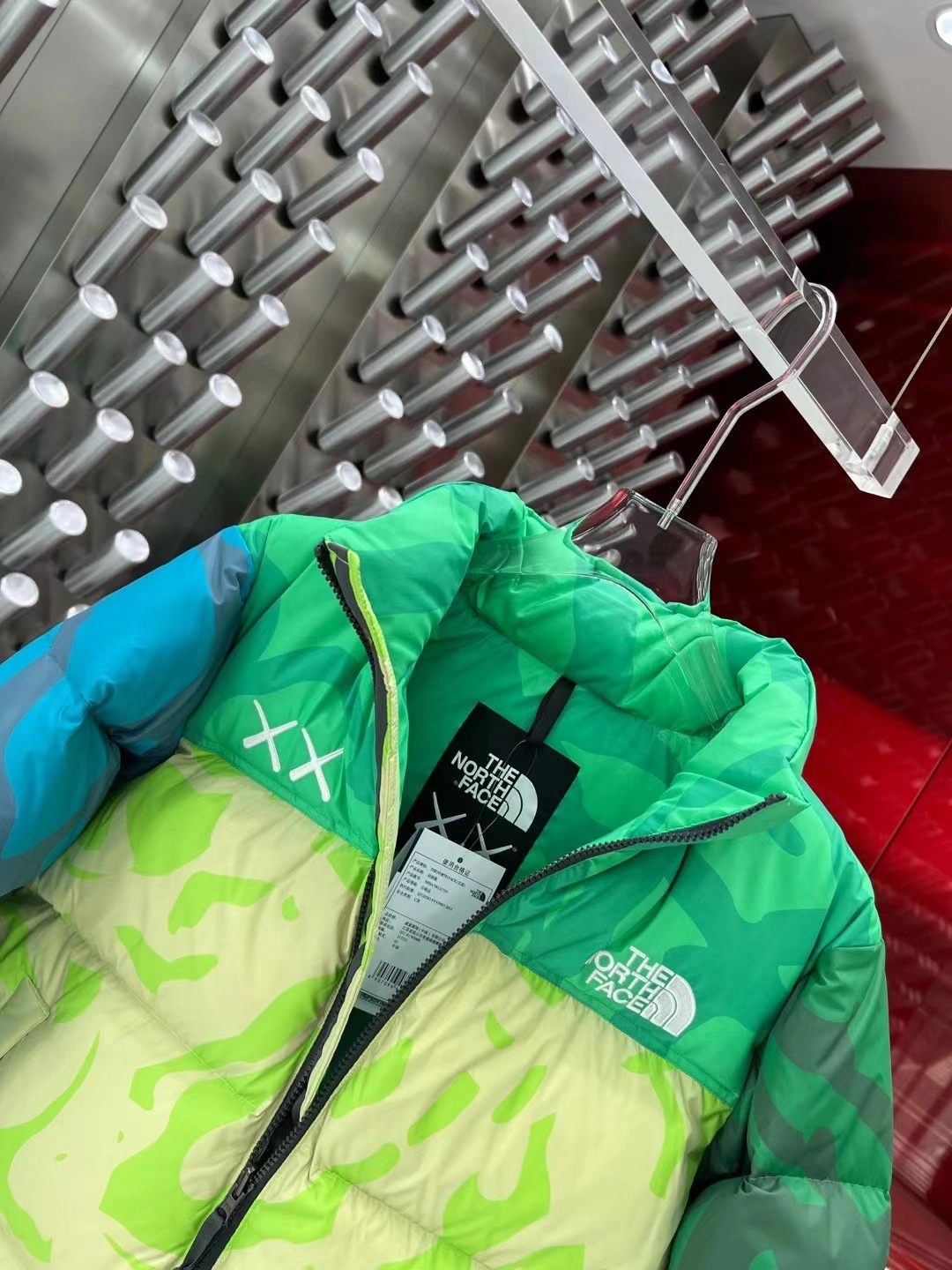 The North Face Down Jackets Breathable 173181