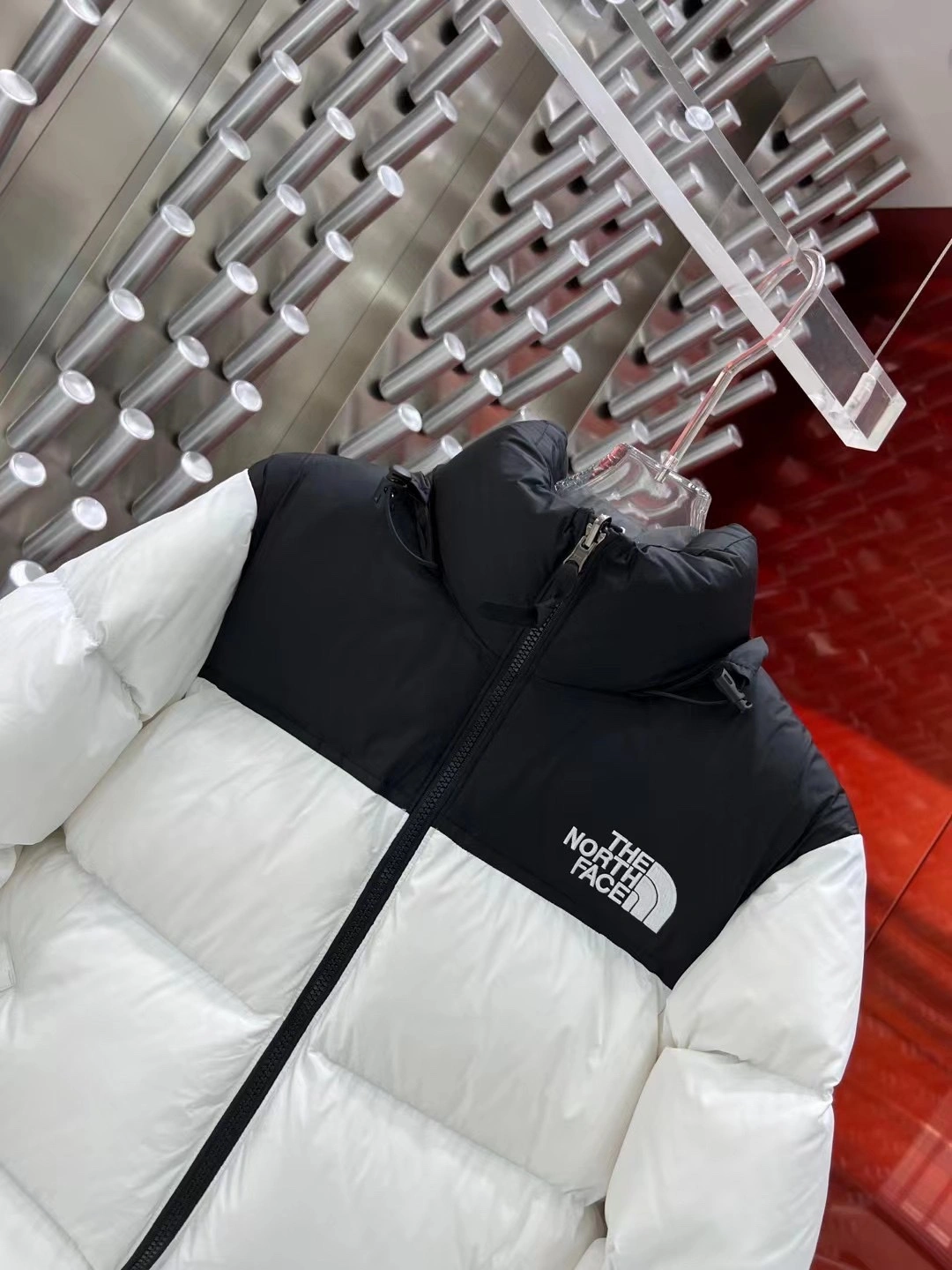 The North Face Down Jackets Premium 173176