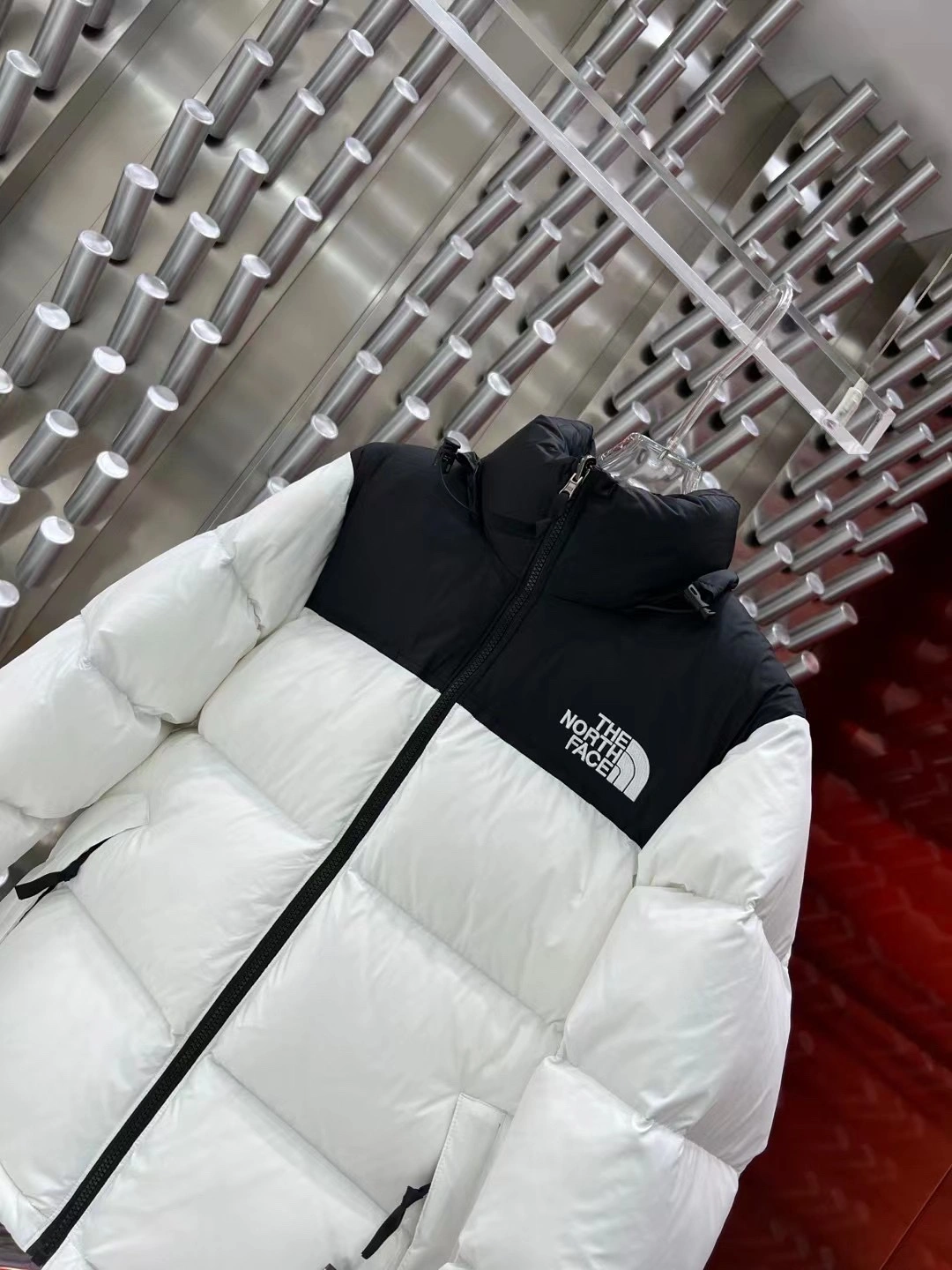 The North Face Down Jackets Premium 173176