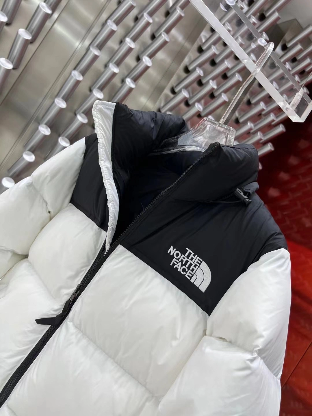 The North Face Down Jackets Premium 173176