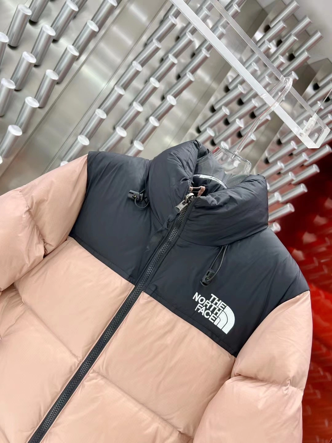 Stretchable The North Face Down Jackets 173171