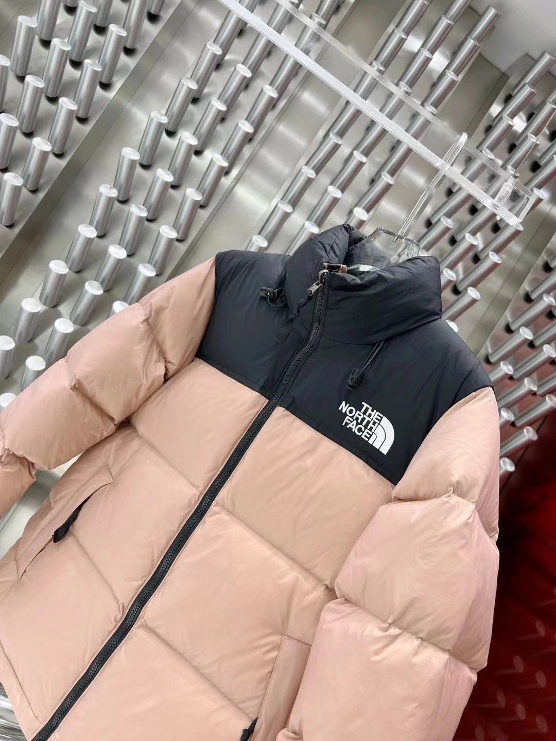 Stretchable The North Face Down Jackets 173171