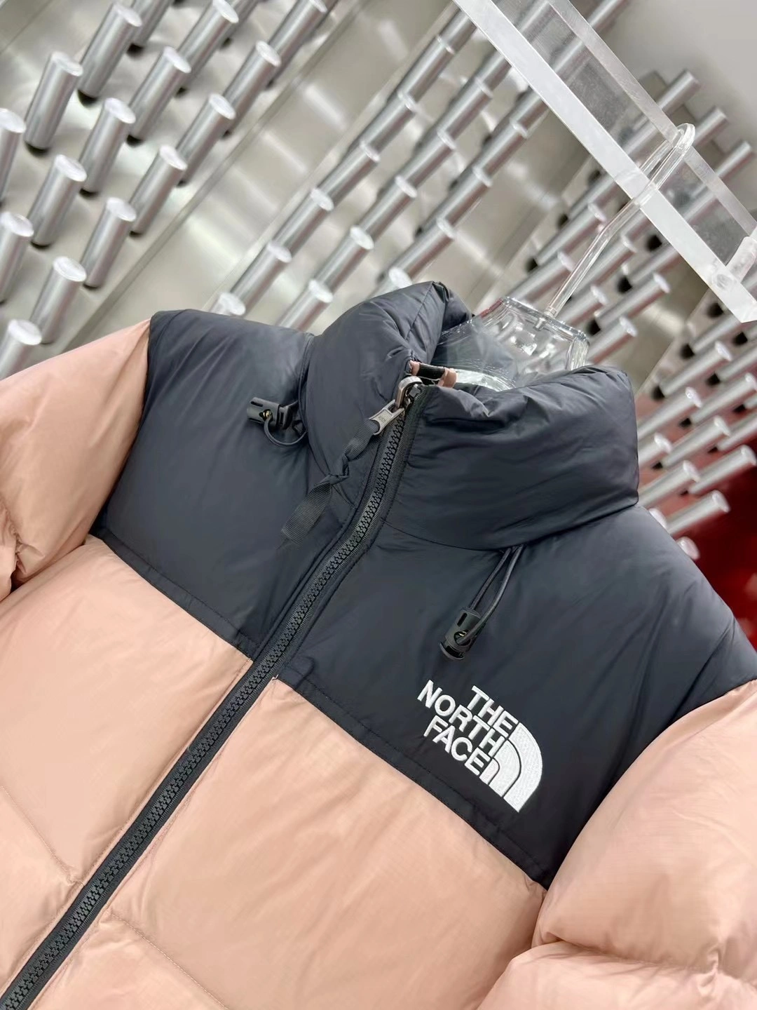 Stretchable The North Face Down Jackets 173171