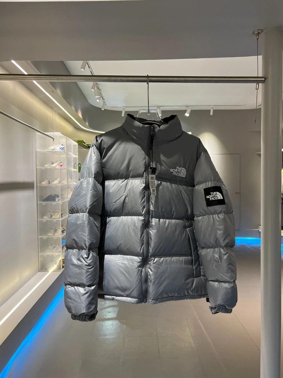 SunProtective The North Face Down Jackets 173160