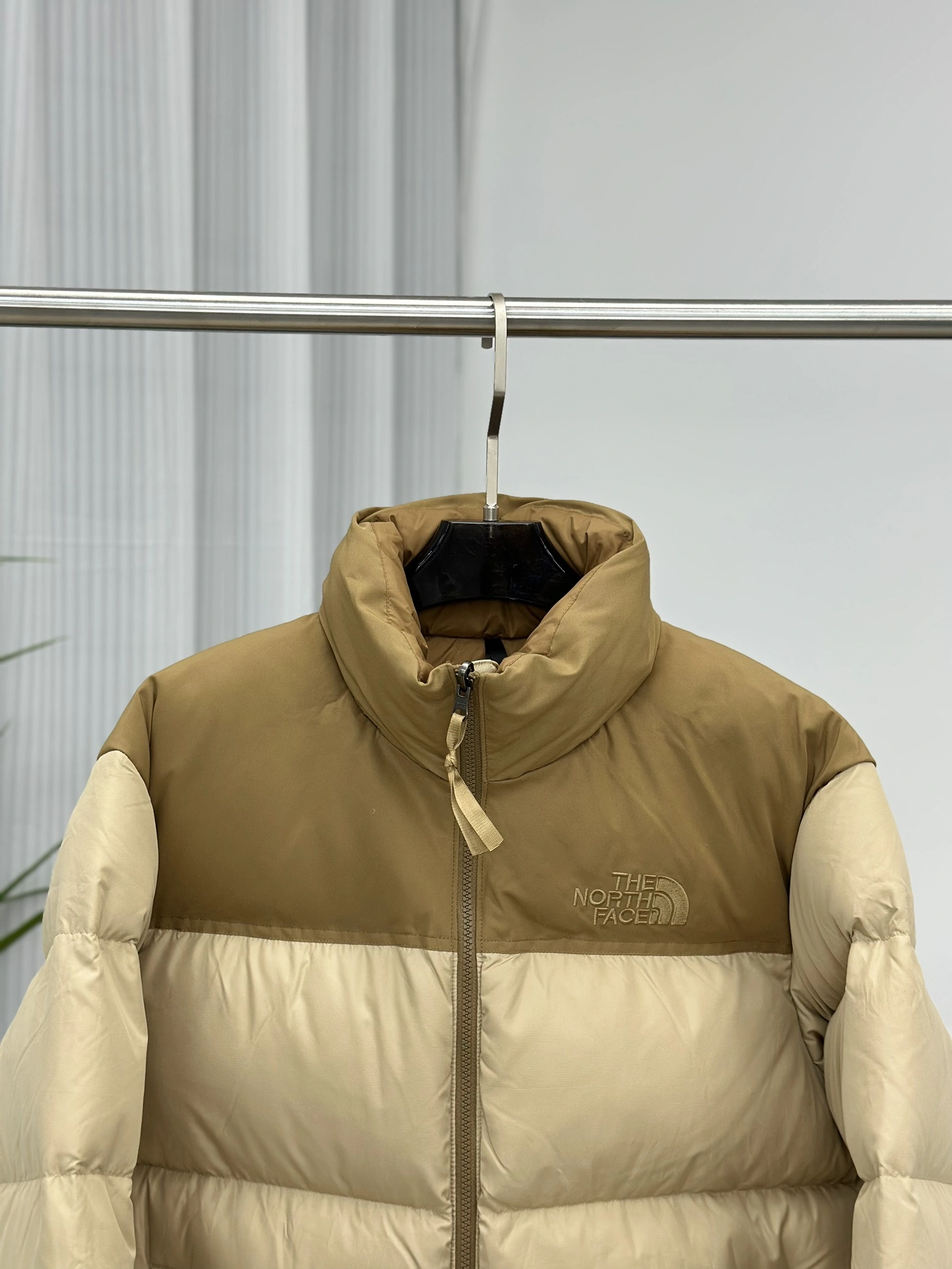 Resilient The North Face Down Jackets 173187