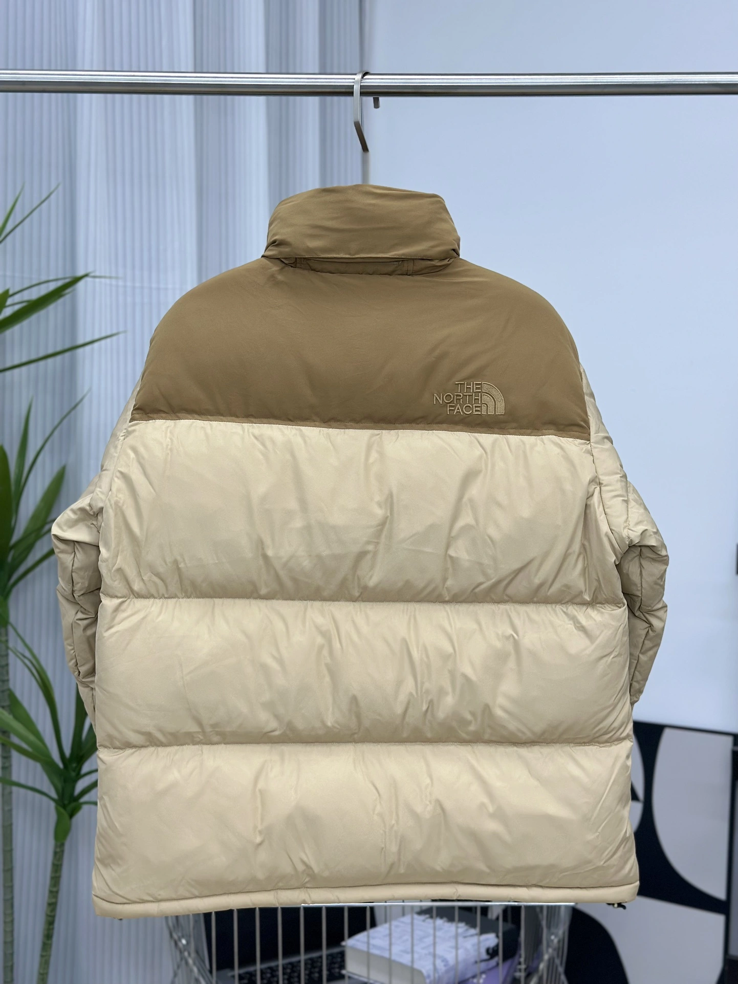 Resilient The North Face Down Jackets 173187