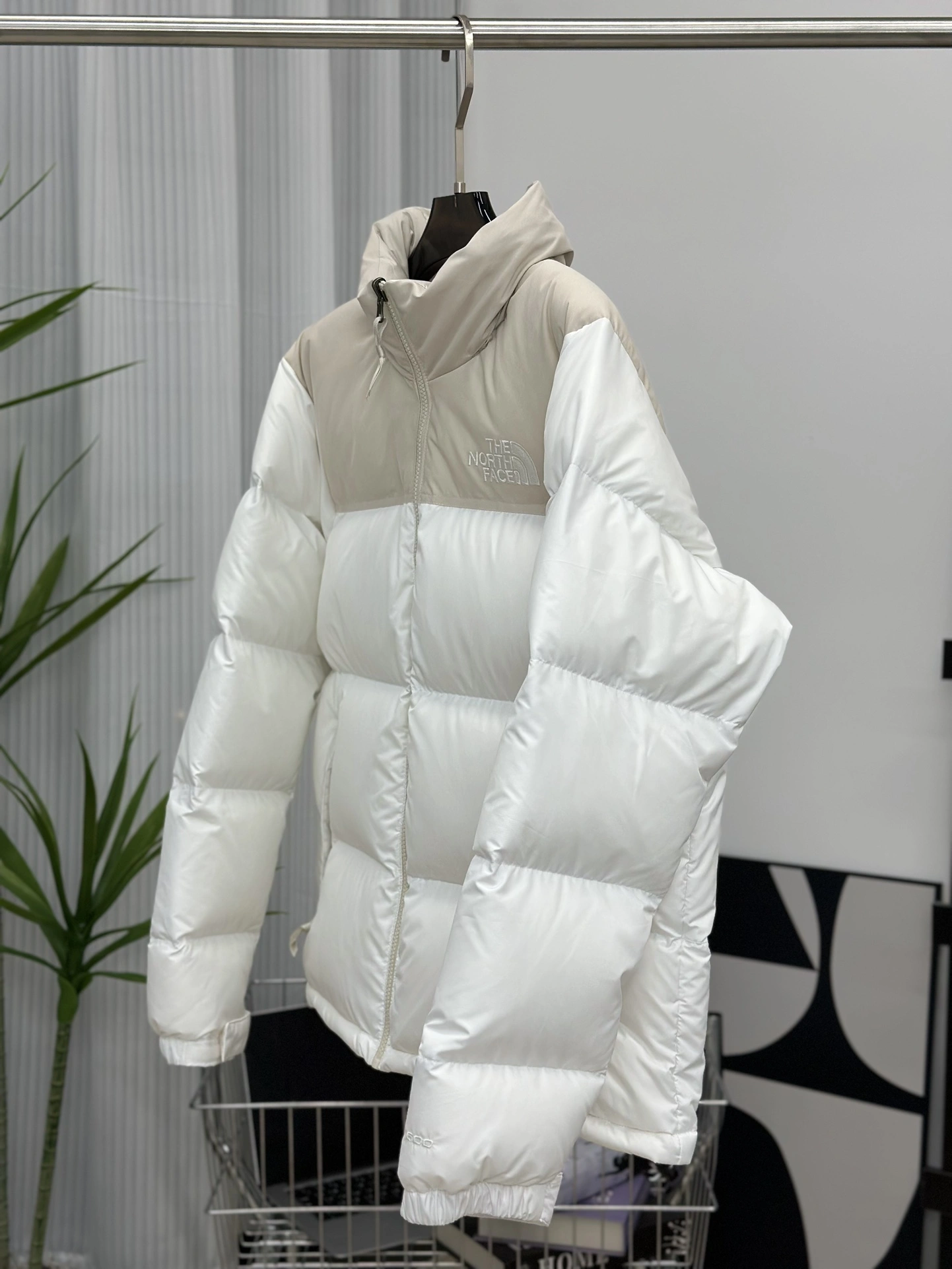 HighPerformance The North Face Down Jackets 173145