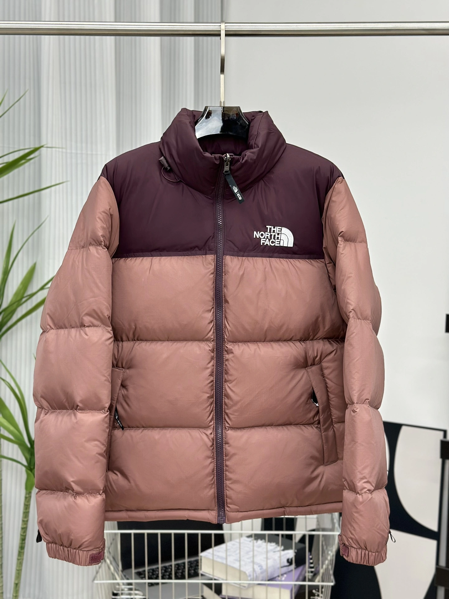 The North Face Down Jackets Minimalist 173143
