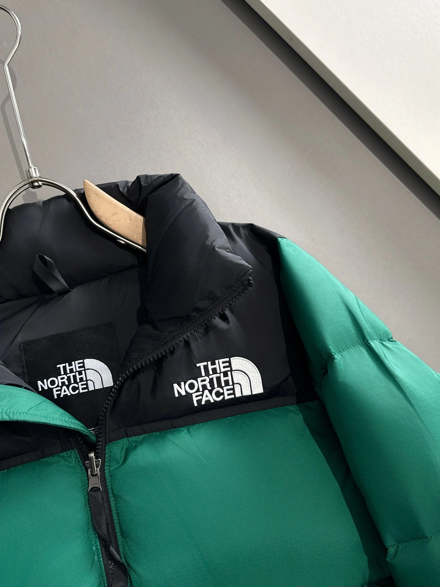 Classic The North Face Down Jackets 173136