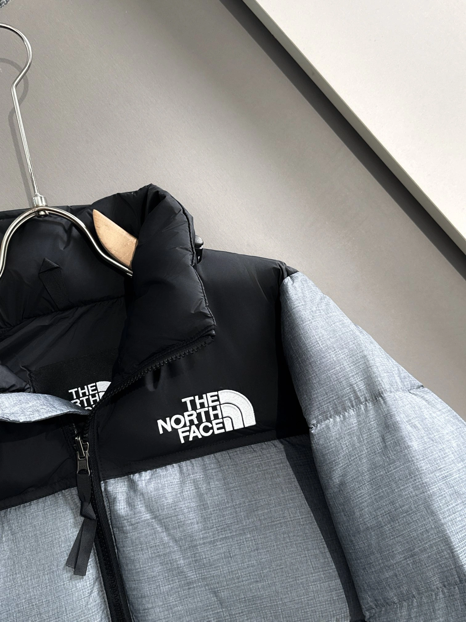StreetReady The North Face Down Jackets 173141